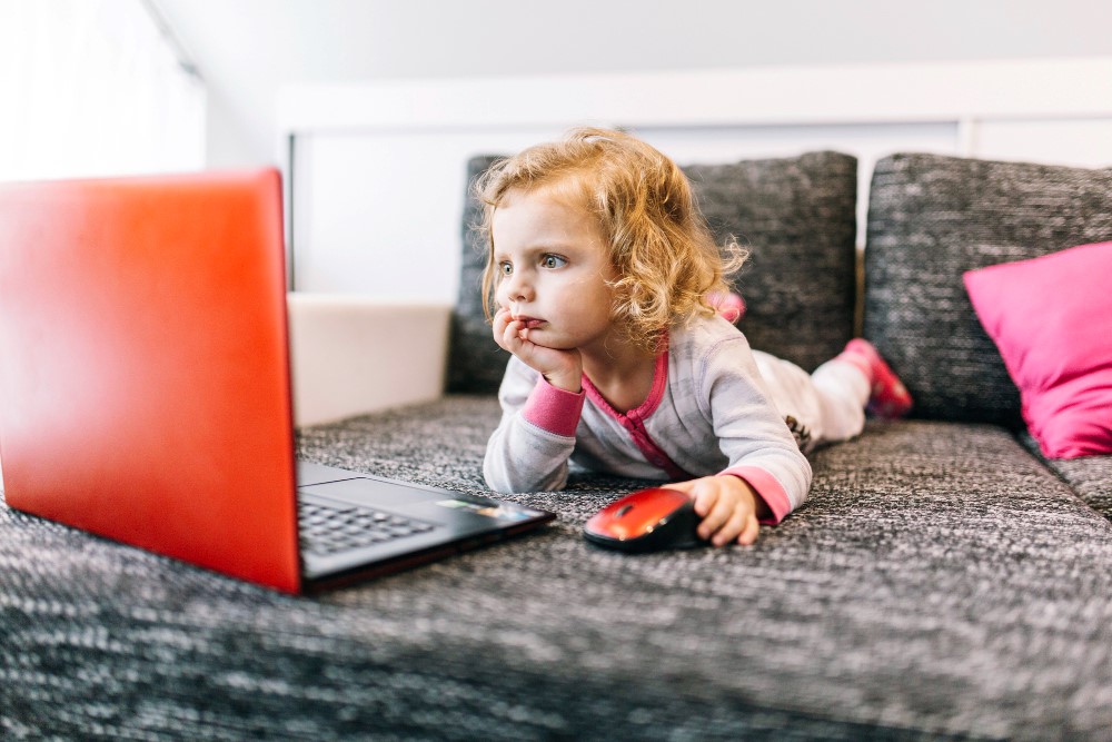5 Ways to Ensure your Toddler is Safe When Using the Internet   image