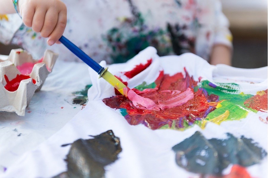 How to Encourage Creativity in Your Toddler  image