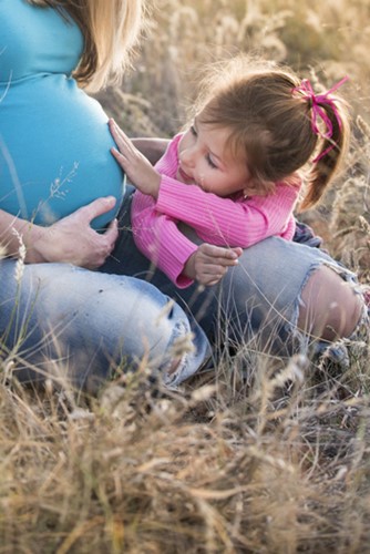 pregnant and new mums isolated in Lockdown