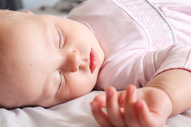 4 Safety Strategies for SIDS Prevention  image