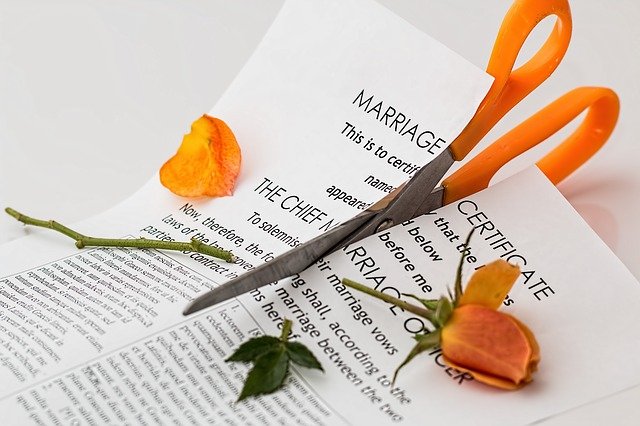 5 Questions to Ask Your Divorce Solicitor  image