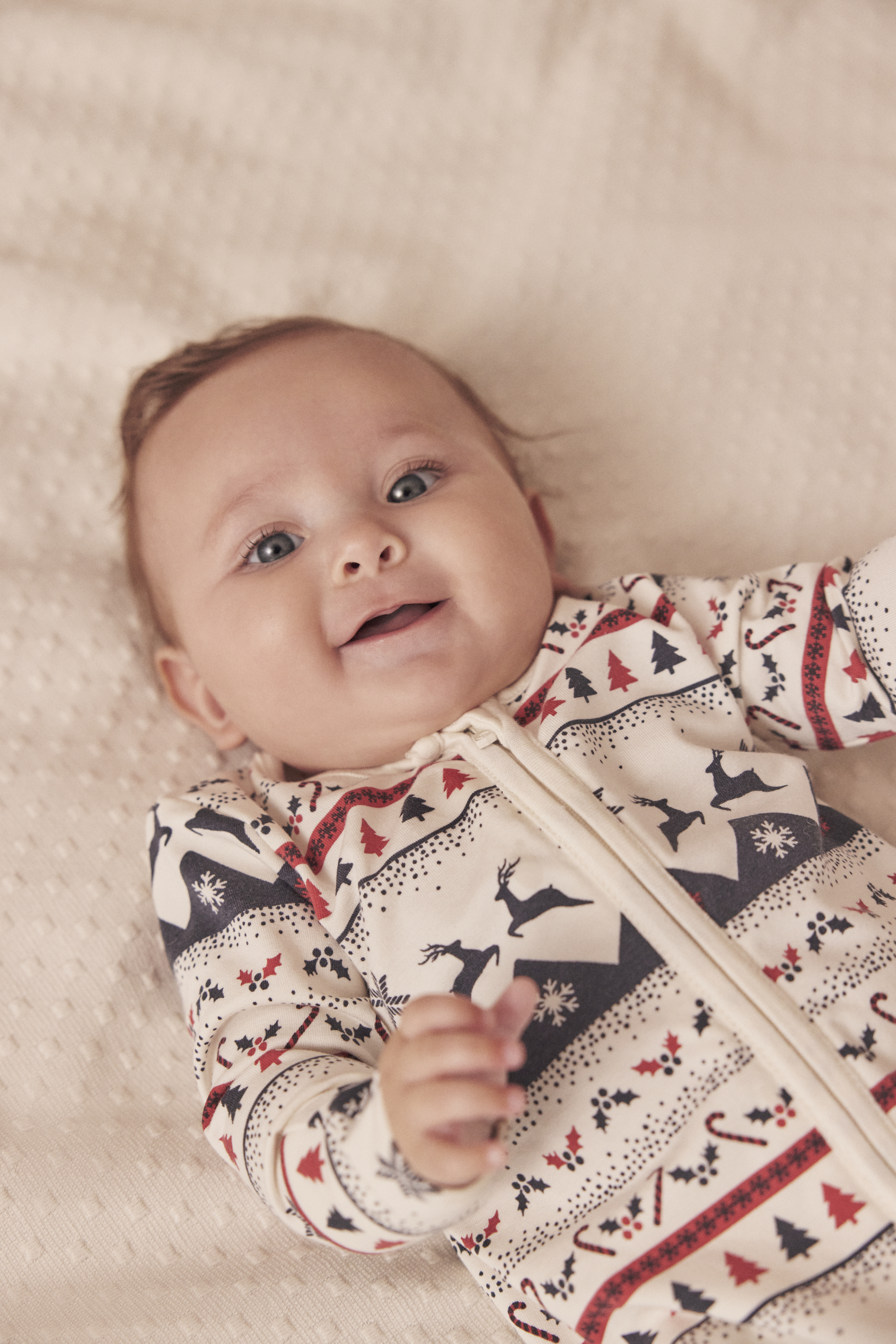 Cutest Baby Christmas Outfits – Rented  image