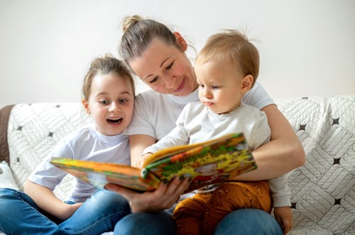 Ladybird Survey Reveals Parents View Quality Time and  Bonding as Top Benefits of Reading   image