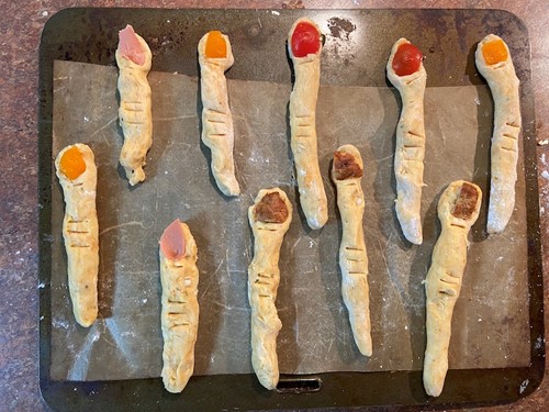 Halloween Recipe: Witch's Fingers  image