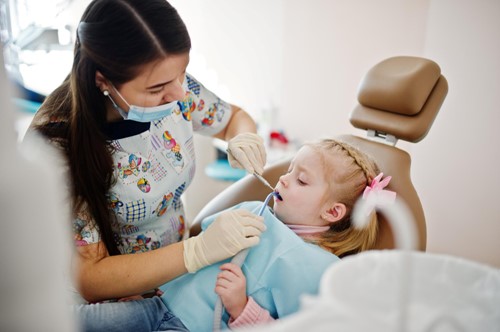 Inside Your Baby's First Dental Checkup   image