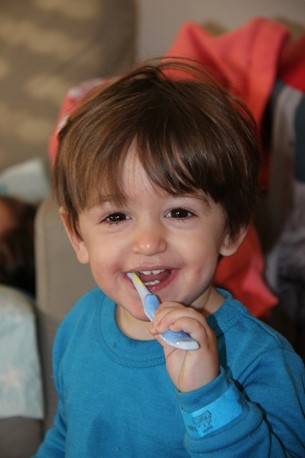 How Can a Gentle Approach Instil Good Oral Health Habits in Your Child?  image